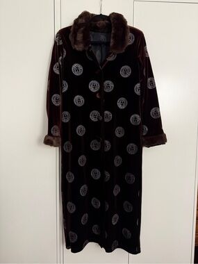 Versace-Like Long Brown Velvet Coat